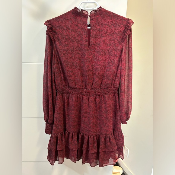 Dynamite Dress 🥀 - Picture 2 of 2